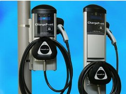 S5-Pour-les-5-000-premiers-clients-du-Ford-Transit-Connect-electrique-l-installation-gratuite-d-une-borne-de-recharge-57336.jpg