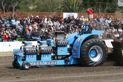 Tractor_pull_02.JPG