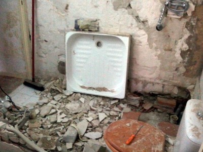 La cabine de douche, spacieuse ^^