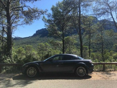 Cap passé au pied du Pic Saint Loup dans l'Hérault