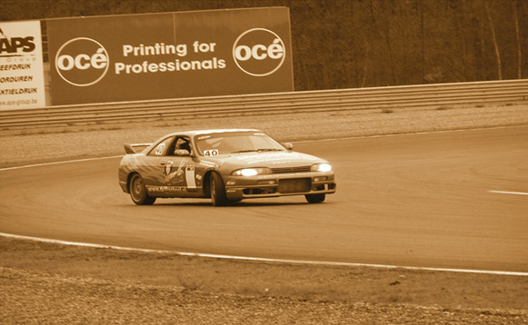 R32.jpg