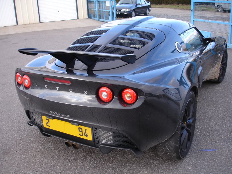 exige_arr.JPG