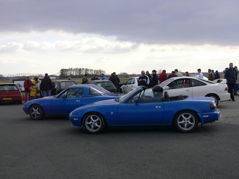 16 Miata Blue.JPG