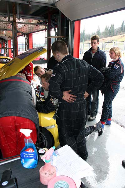 20060401_Spa_PistenClub_Realizer-racing_200.jpg