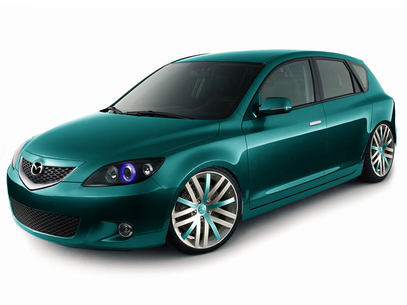 mazda redimensionnée.jpg