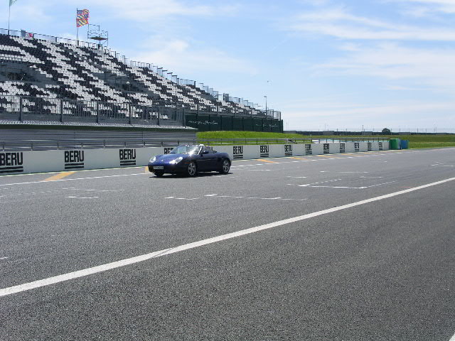 Porsche_1.JPG